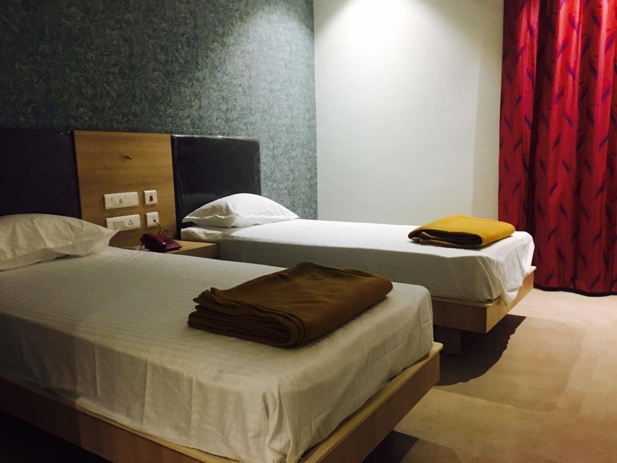 The Palm Residency- Ariyanoor Otel Salem Dış mekan fotoğraf